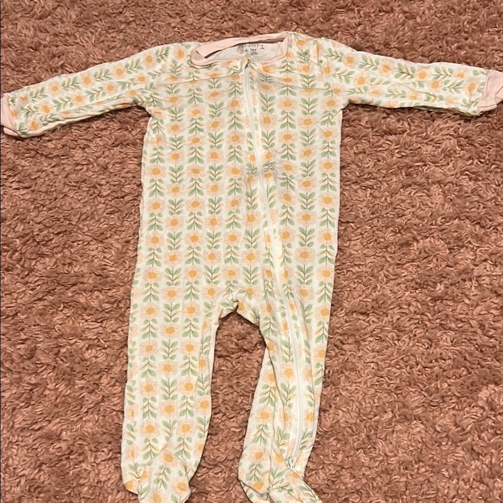 Milkberry bamboo floral outfit